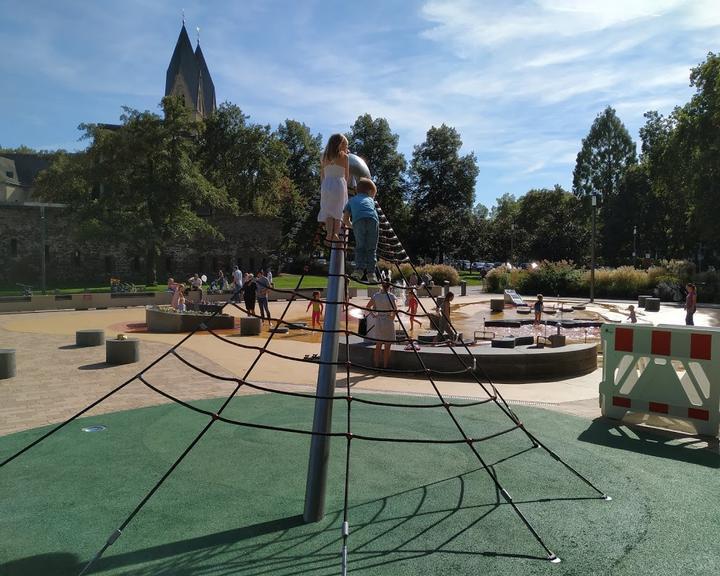 Konigsbacher Biergarten am Deutschen Eck